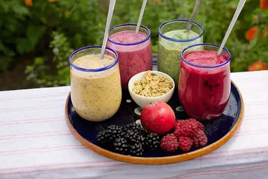 Fertige leckere und natürlich gesunde Smoothies.