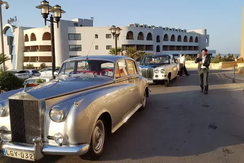 bo events Incentive Oldtimer Tour St George’s Bay Malta.